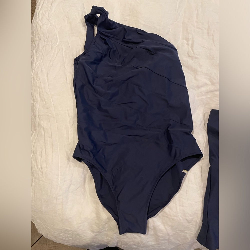 Summer salt Sidestroke one piece suit in navy